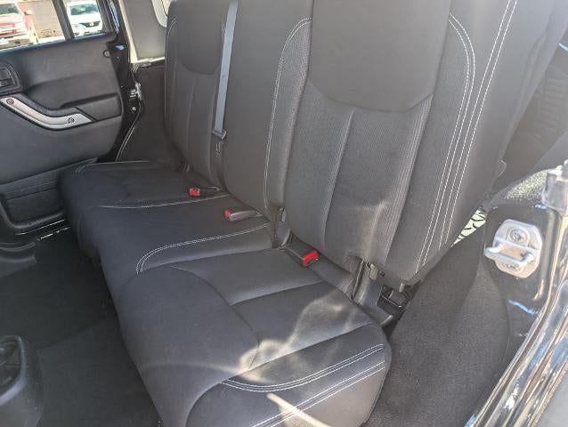 2014 Jeep Wrangler Unlimited 4WD 4dr Rubicon