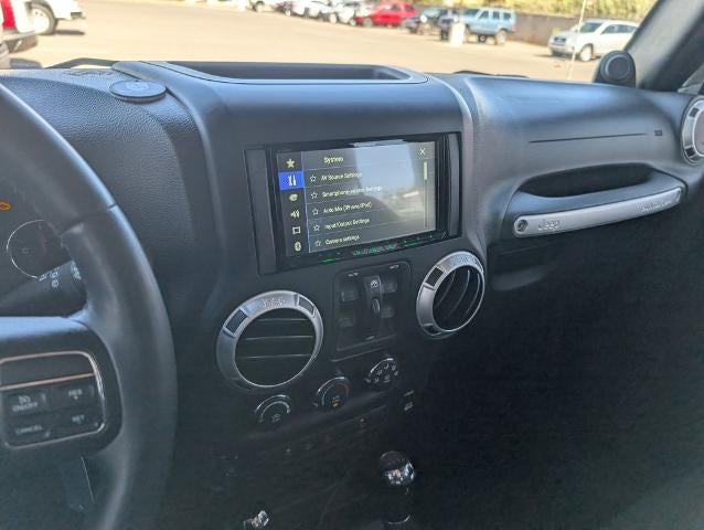2014 Jeep Wrangler Unlimited 4WD 4dr Rubicon