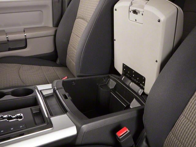 2010 Dodge Ram 1500 2WD Crew Cab 5.7 Ft Box ST