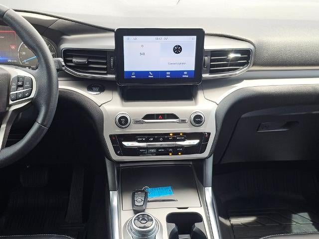 2023 Ford Explorer XLT RWD