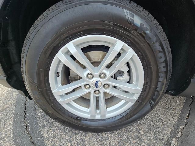 2023 Ford Explorer XLT RWD