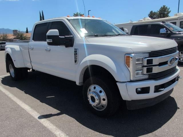 2018 Ford Super Duty F-450 DRW Limited 4WD Crew Cab 8' Box