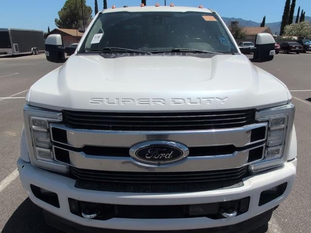 2018 Ford Super Duty F-450 DRW Limited 4WD Crew Cab 8' Box