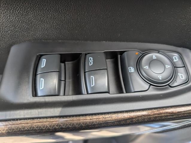 2021 Chevrolet Silverado 1500 Crew Cab Short Box 2-Wheel Drive LT