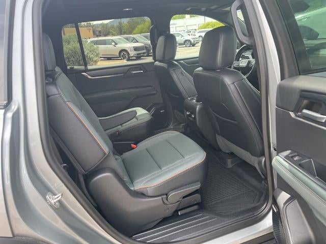 2024 GMC Acadia AWD AT4