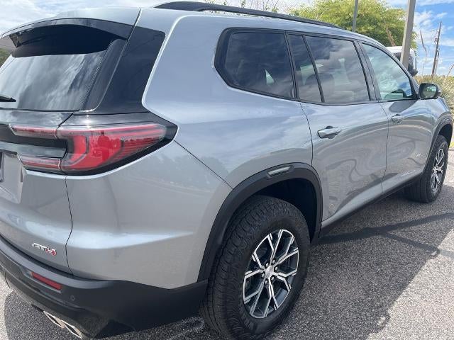 2024 GMC Acadia AWD AT4
