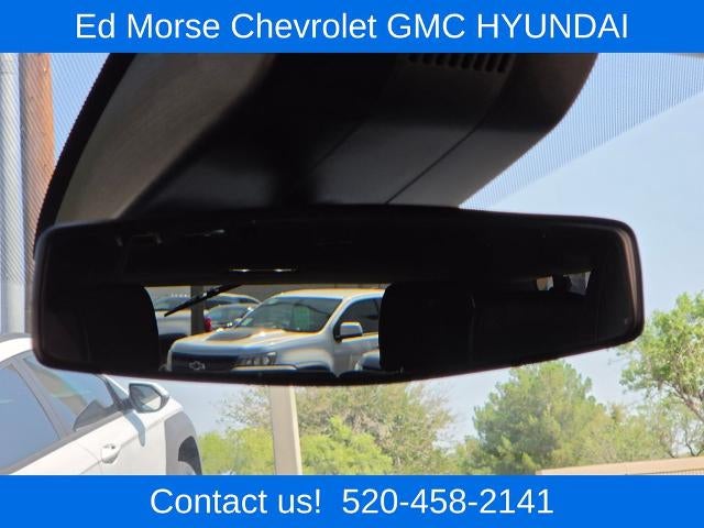 2025 Chevrolet Suburban 2WD LT