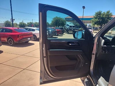2025 Chevrolet Tahoe 4WD Premier