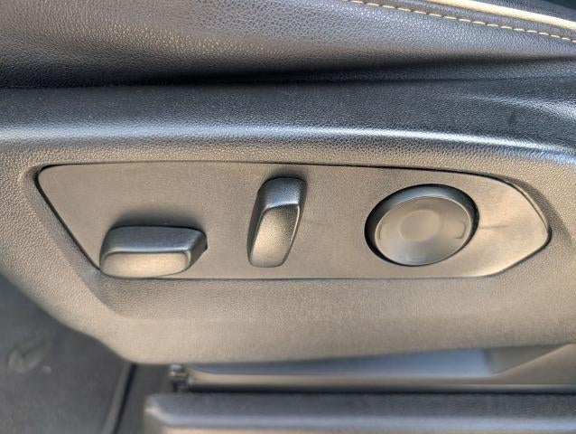 2023 Chevrolet Suburban 2WD Premier