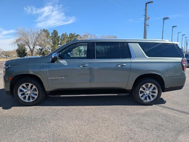 2023 Chevrolet Suburban 2WD Premier