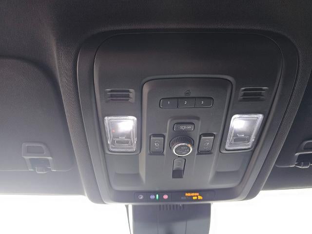2023 Chevrolet Tahoe 4WD High Country