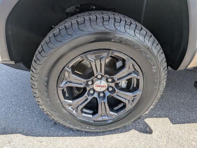 2023 GMC Canyon Crew Cab Short Box 4-Wheel Drive Elevation
