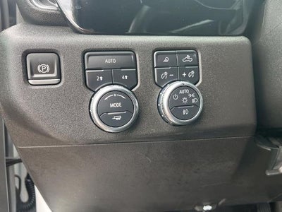 2025 GMC Sierra 1500 Crew Cab Short Box 4-Wheel Drive SLT