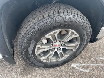 2025 GMC Sierra 1500 Crew Cab Short Box 4-Wheel Drive SLT