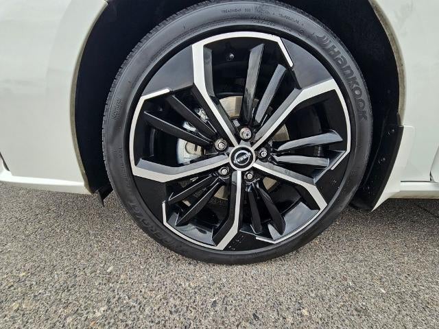 2023 Nissan Altima SR - Photo 23