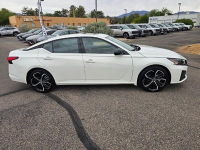 2023 Nissan Altima 2.5 SR Sedan