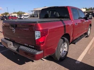 2019 Nissan Titan 4x4 Crew Cab SV