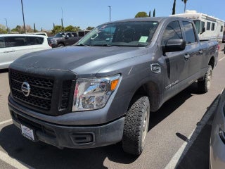 2018 Nissan Titan XD 4x4 Gas Crew Cab S