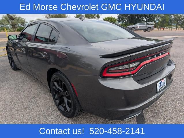 2016 Dodge Charger 4dr Sdn SXT RWD