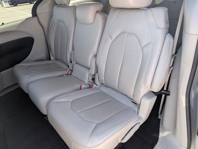 2021 Chrysler Pacifica Touring L FWD