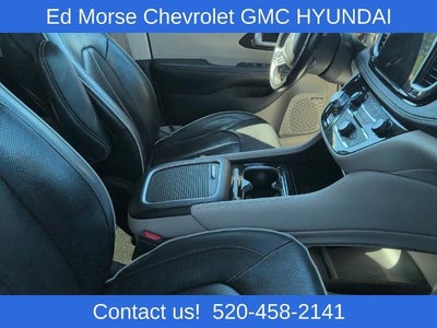 2022 Chrysler Pacifica Limited FWD