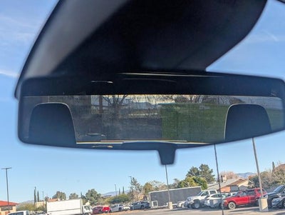 2022 Chevrolet Silverado 1500 Crew Cab Short Box 2-Wheel Drive Custom