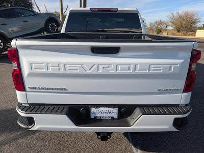 2022 Chevrolet Silverado 1500 Crew Cab Short Box 2-Wheel Drive Custom