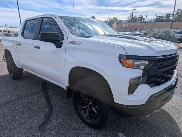 2025 Chevrolet Silverado 1500 Crew Cab Short Box 4-Wheel Drive Custom Trail Boss