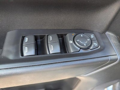 2021 Chevrolet Silverado 1500 Crew Cab Short Box 4-Wheel Drive Custom