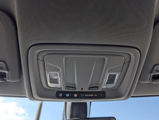 2021 Chevrolet Silverado 1500 Crew Cab Short Box 4-Wheel Drive Custom