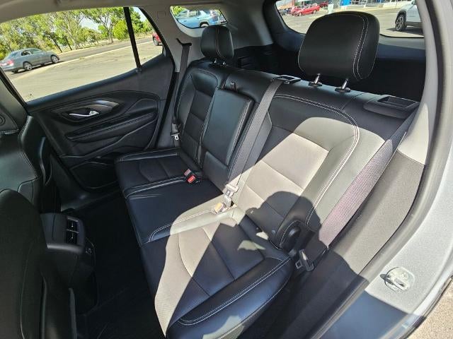 2023 GMC Terrain FWD 4dr SLT