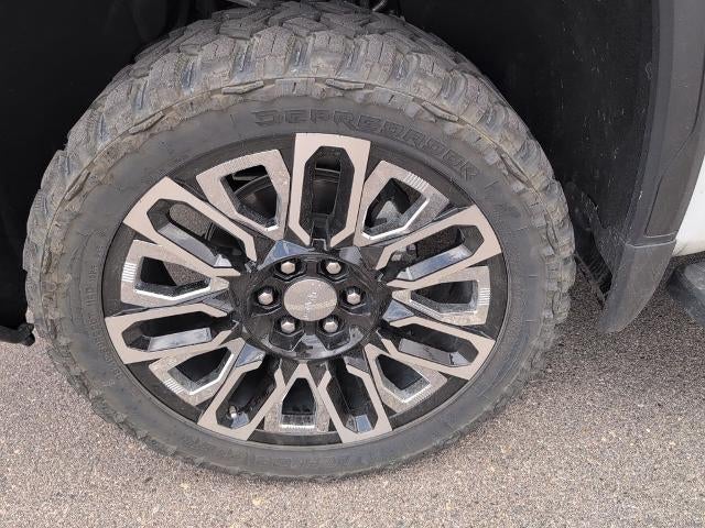 2023 GMC Sierra 1500 Crew Cab Short Box 4-Wheel Drive SLT