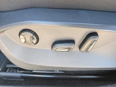 2024 Volkswagen Taos SE 4MOTION