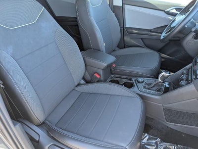 2024 Volkswagen Taos SE 4MOTION