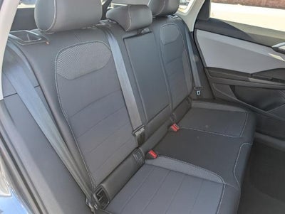 2024 Volkswagen Taos SE 4MOTION