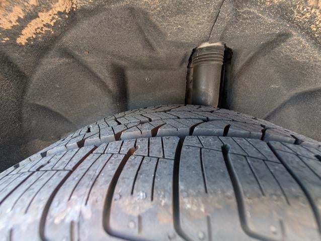 2024 Volkswagen Taos SE 4MOTION