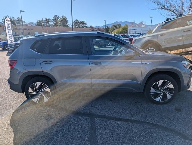 2024 Volkswagen Taos SE 4MOTION