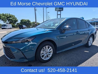 2025 Toyota Camry LE AWD (Natl)