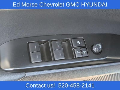 2025 Toyota Camry LE AWD (Natl)