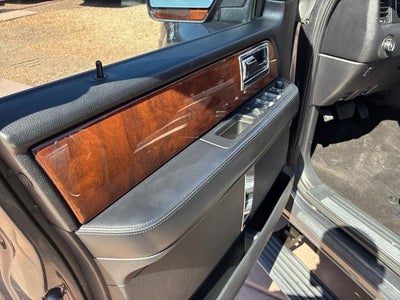 2015 Lincoln Navigator 4dr 3.5L V6 2WD