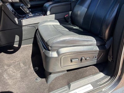 2015 Lincoln Navigator 4dr 3.5L V6 2WD