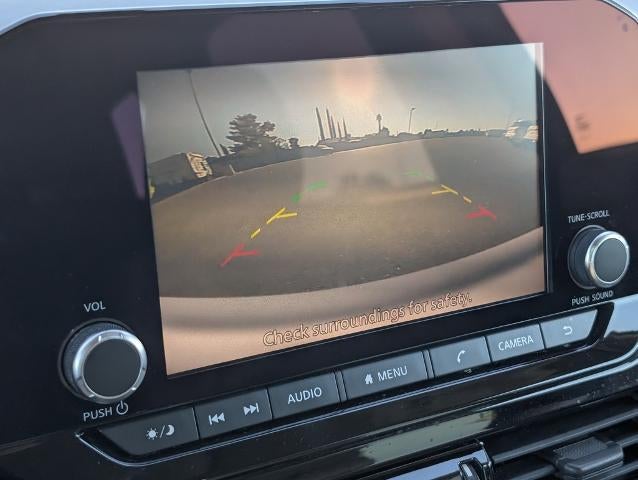 2022 Nissan Pathfinder SV 4WD