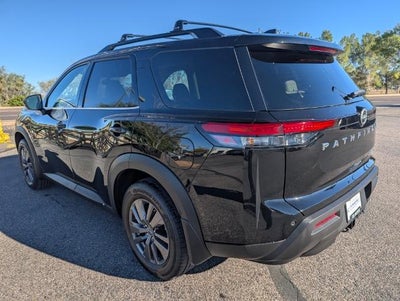 2022 Nissan Pathfinder SV 4WD
