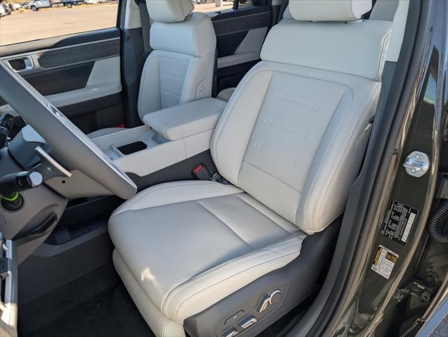 2025 Hyundai SANTA FE HYBRID Calligraphy