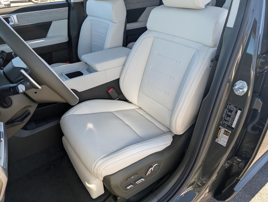 2025 Hyundai SANTA FE Calligraphy FWD