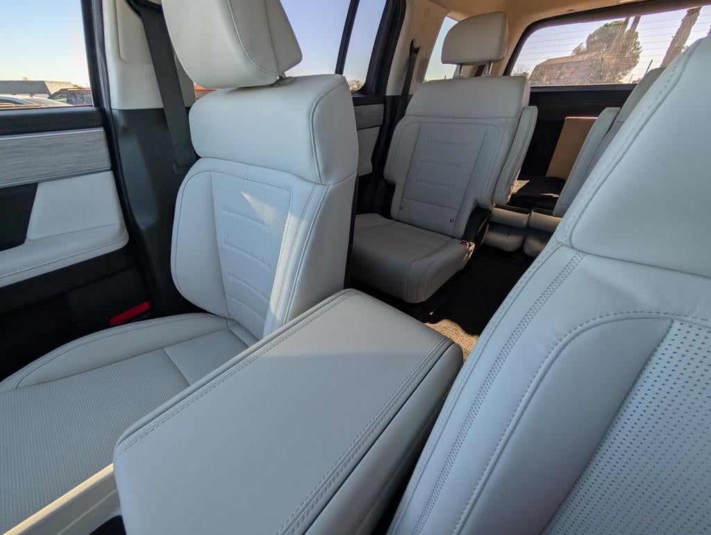 2025 Hyundai SANTA FE Calligraphy AWD