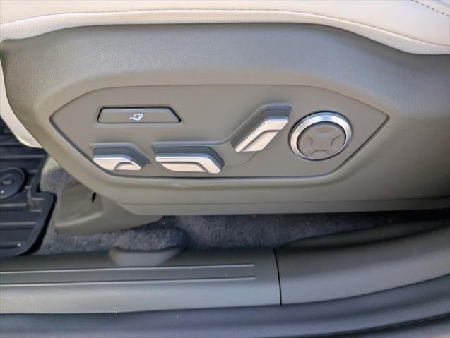 2025 Hyundai SANTA FE Calligraphy AWD