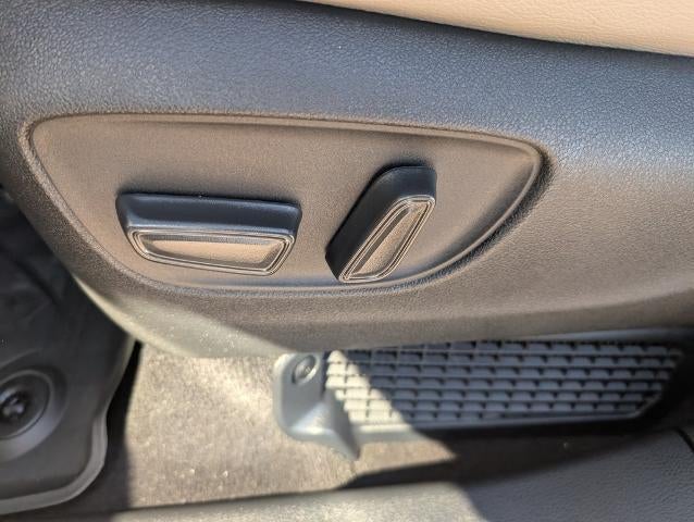 2025 Toyota Sienna LE AWD 8-Passenger (Natl)