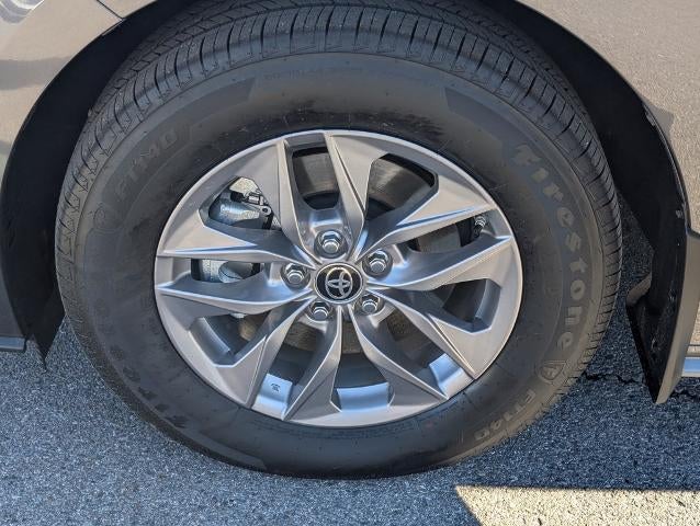 2025 Toyota Sienna LE AWD 8-Passenger (Natl)