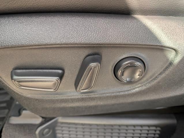 2023 Toyota Sienna Woodland Edition AWD 7-Passenger (Natl)